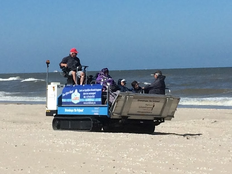 een-dagje-strand-in-de-strandrups-3bc78029-c8a8-437a-a039-fd50d2c9712e