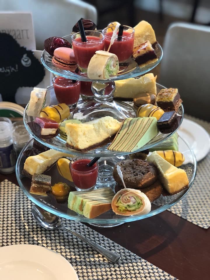 high-tea-middag-oop-de-soos-08fdbb43-8214-4f96-8dd0-6137ea5e1dff
