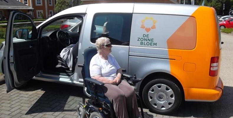 Blog Jolanda Bol: overal gaan en staan met de Zonnebloemauto
