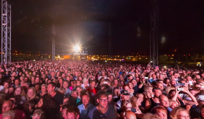 Glemmer Beach met werkgroep Friesland in Lemmer