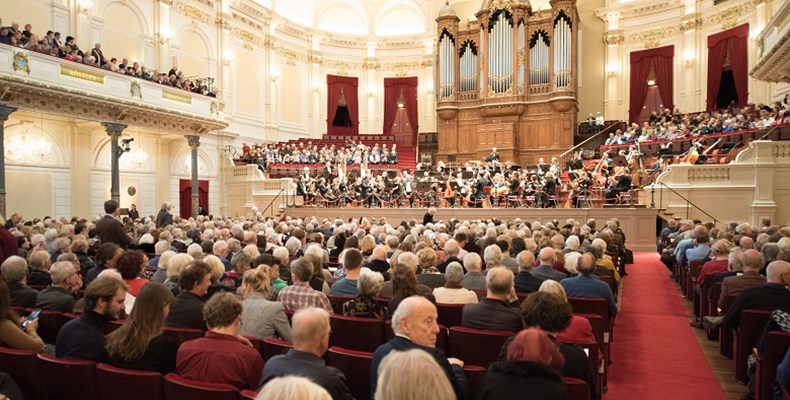 De werkgroep Zaanstreek Waterland bezocht de Matthäus Passion in het Concertgebouw in Amsterdam
