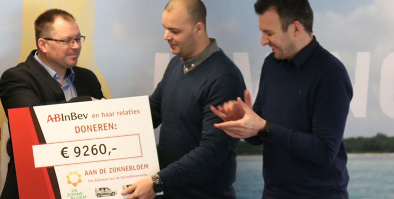 Cheque van Ab Inbev