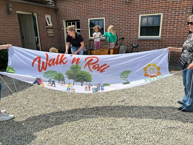 Walk & Roll