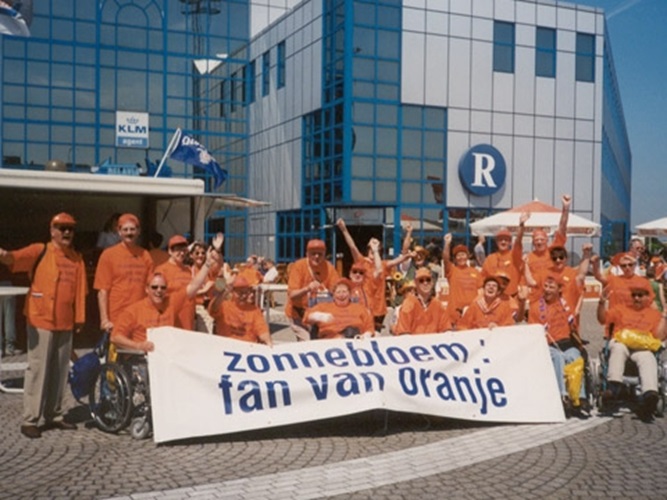 Zonnebloem: Fan van Oranje