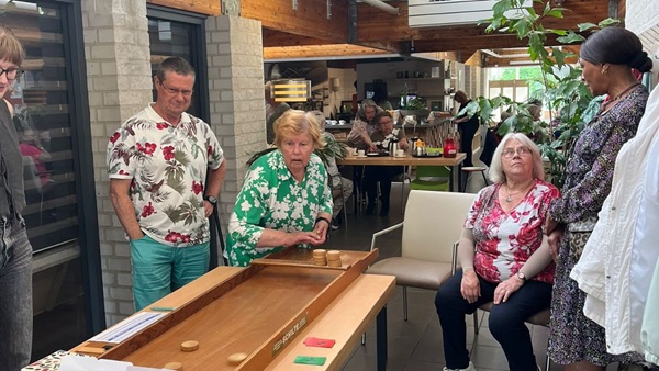 studenten-op-bezoek-koffieochtendjpeg