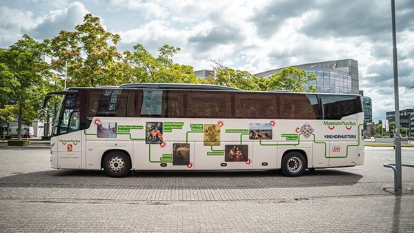museumplusbusjpg