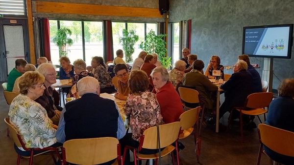 290422-lunch-en-sparren-met-de-gasten42jpg