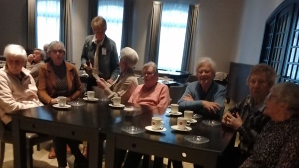 2024-02-19-schatgraven-in-de-linnenkast2jpg