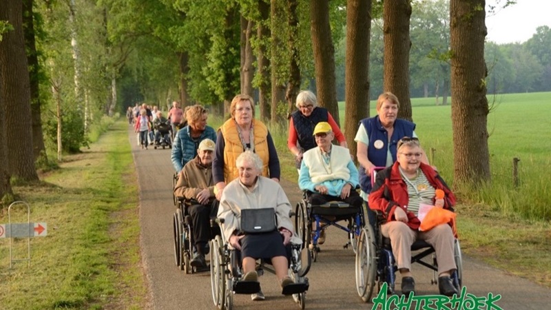 9dea1456-c417-45f6-bedb-0d68f3e88eb2thumb1024jpegjpegrol-over-kopiejpg